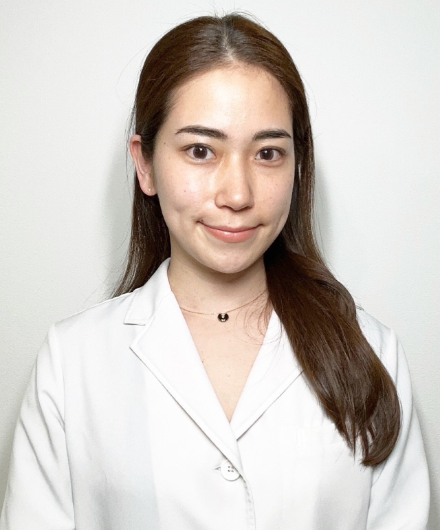 金城 里於 医師
